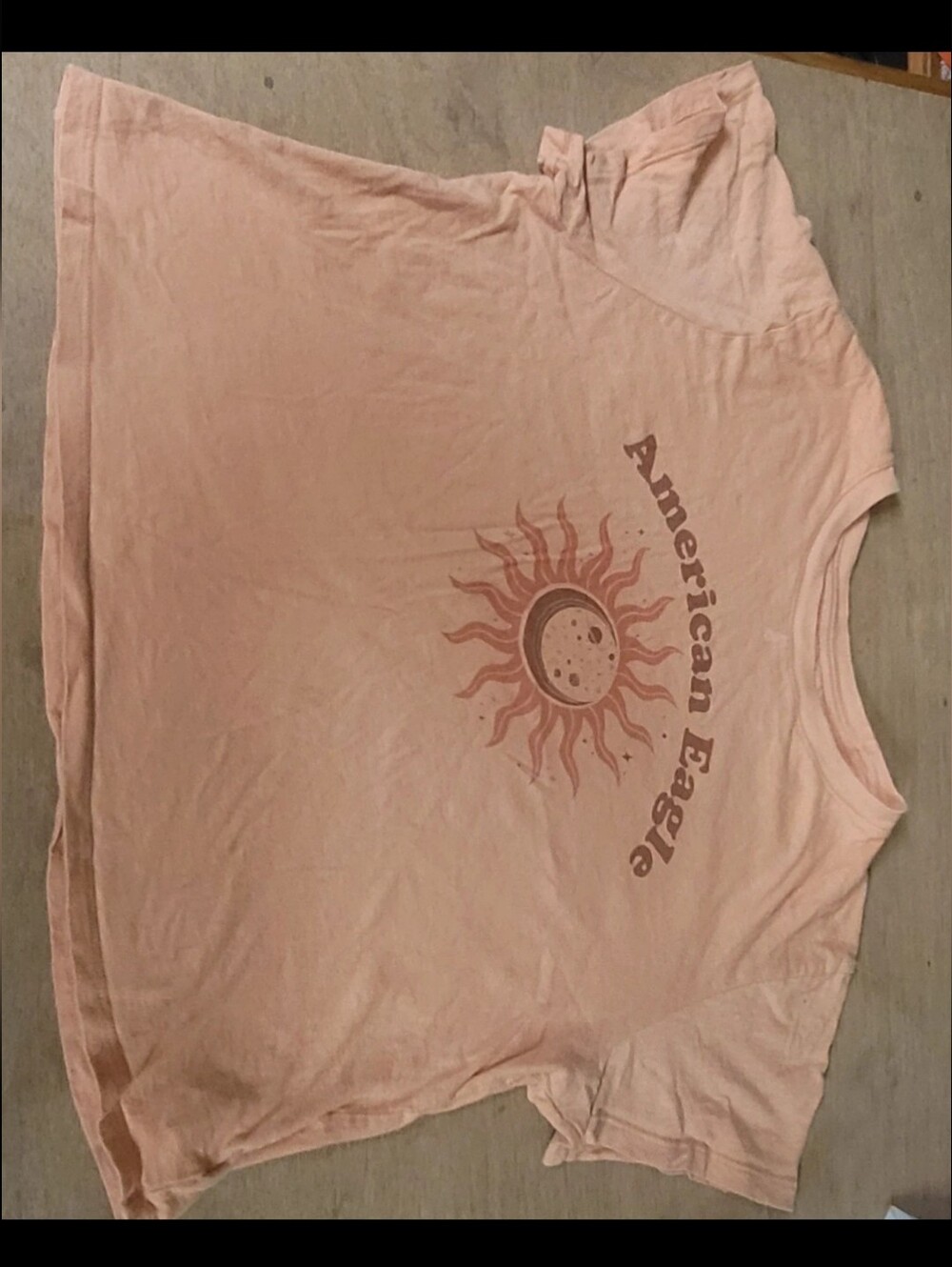 American Eagle Outfitters Light Pink Sun Graphic Tee